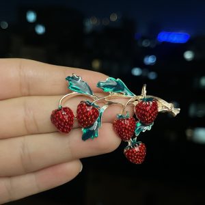 گلسینه شاخه توتفرنگی
